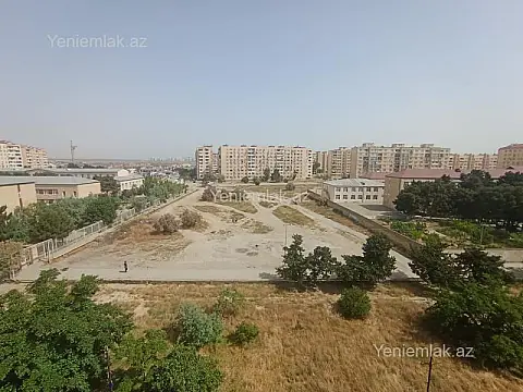 Satılır 3 otaqlı köhnə tikili 7.2 m²