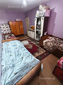 Satılır 3 otaqlı köhnə tikili 75 m²