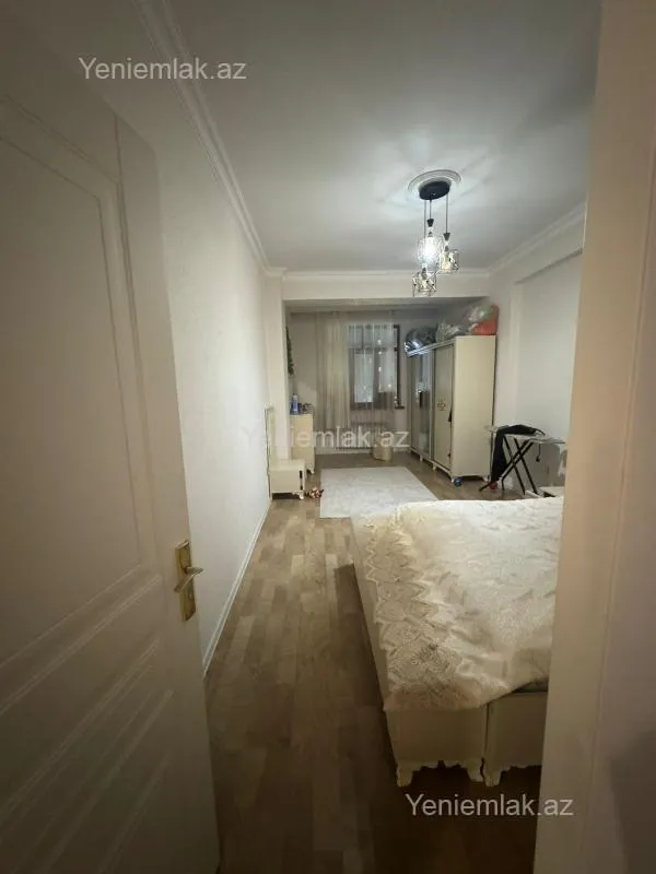 Satılır 3 otaqlı yeni tikili 107.8 m²