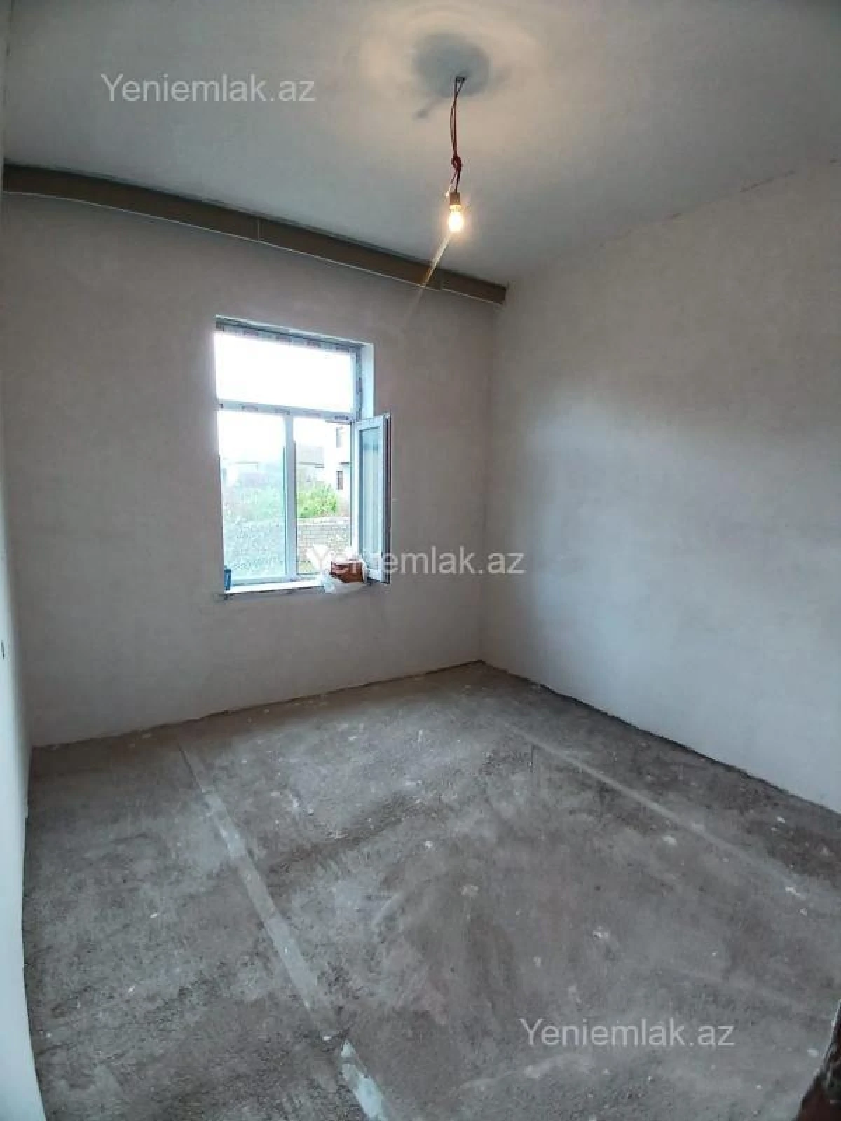 Satılır 4 otaqlı həyət evi 150 m²
