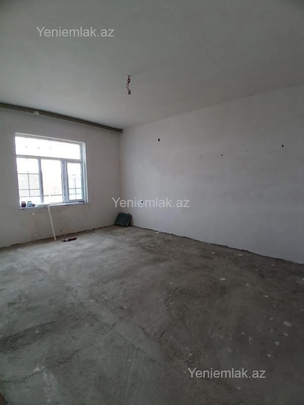 Satılır 4 otaqlı həyət evi 150 m²
