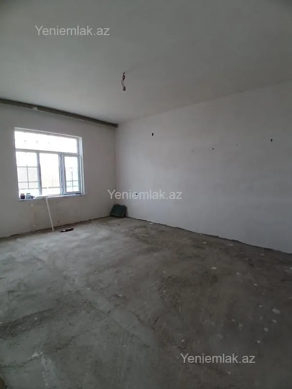 Satılır 4 otaqlı həyət evi 150 m²