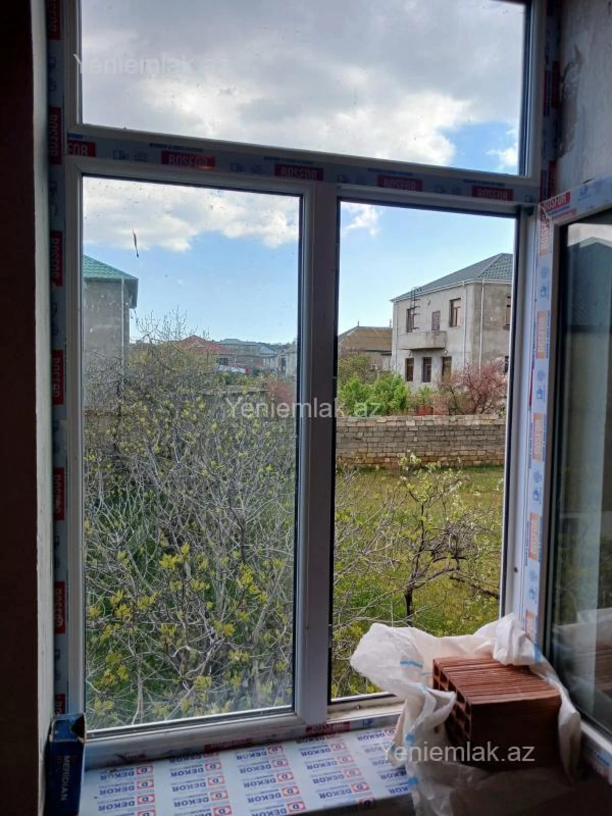 Satılır 4 otaqlı həyət evi 150 m²