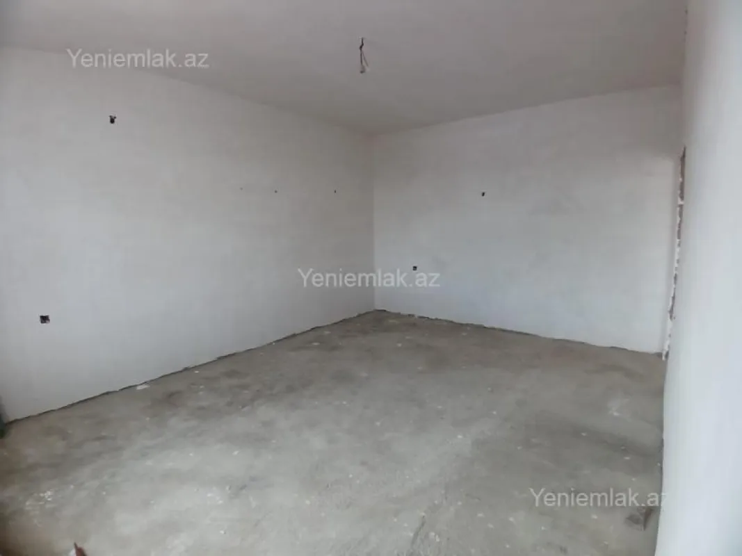 Satılır 4 otaqlı həyət evi 150 m²