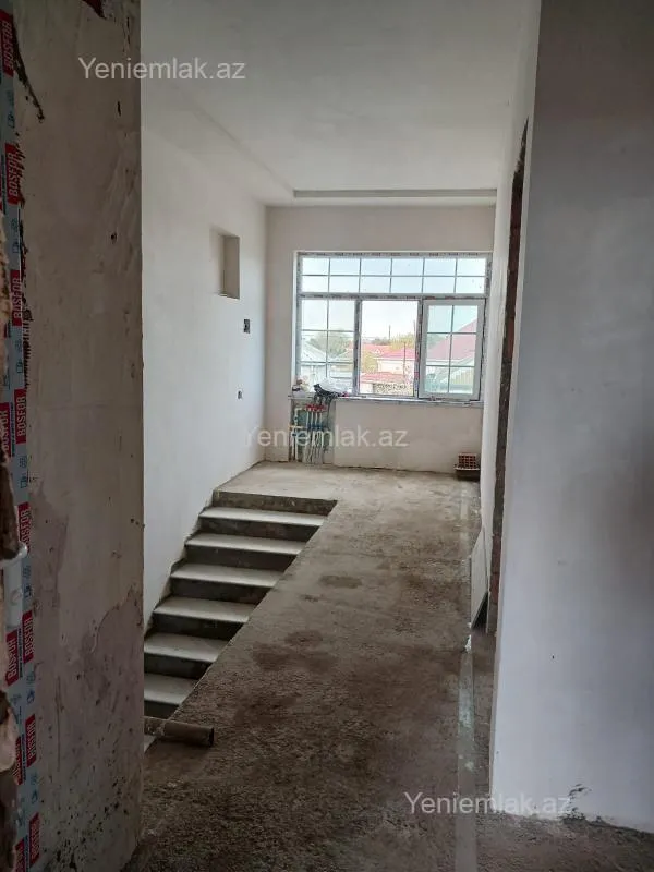Satılır 4 otaqlı həyət evi 150 m²