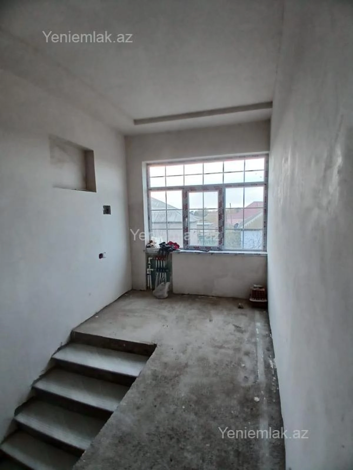 Satılır 4 otaqlı həyət evi 150 m²