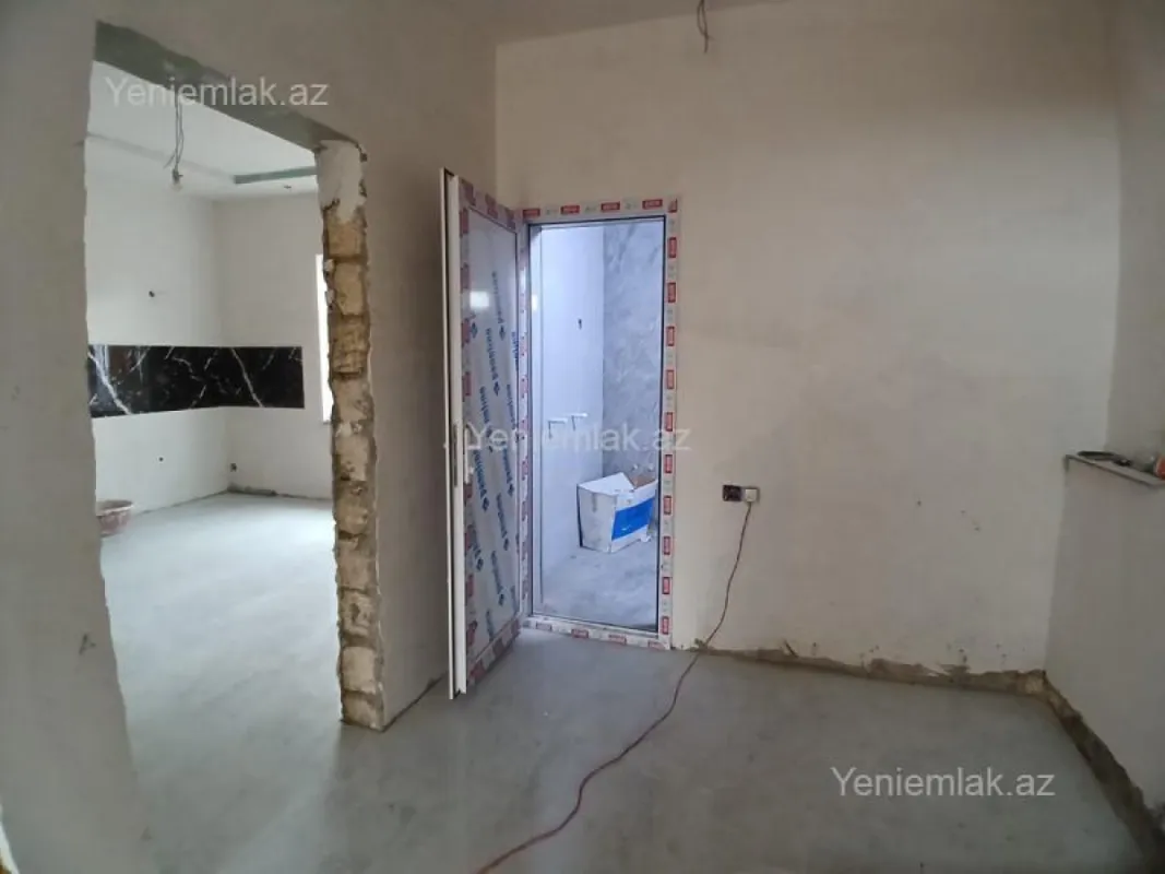 Satılır 4 otaqlı həyət evi 150 m²