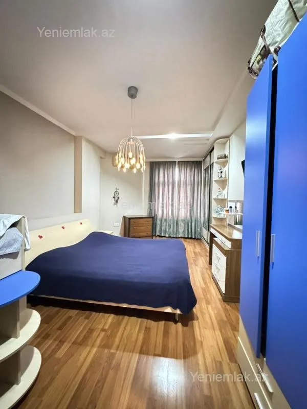 Satılır 2 otaqlı yeni tikili 60 m²
