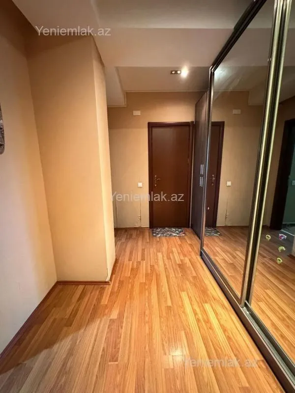 Satılır 2 otaqlı yeni tikili 60 m²