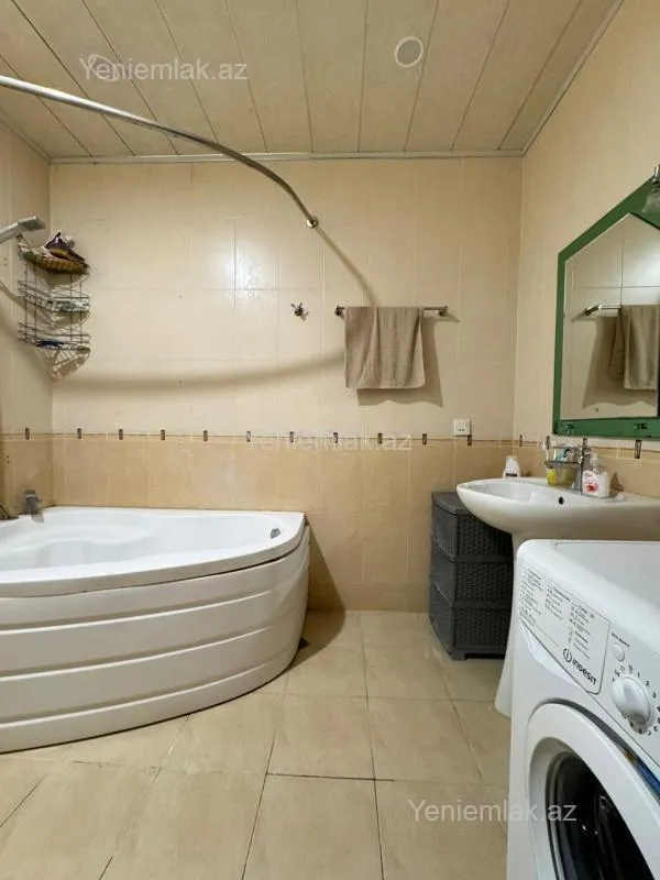 Satılır 2 otaqlı yeni tikili 60 m²