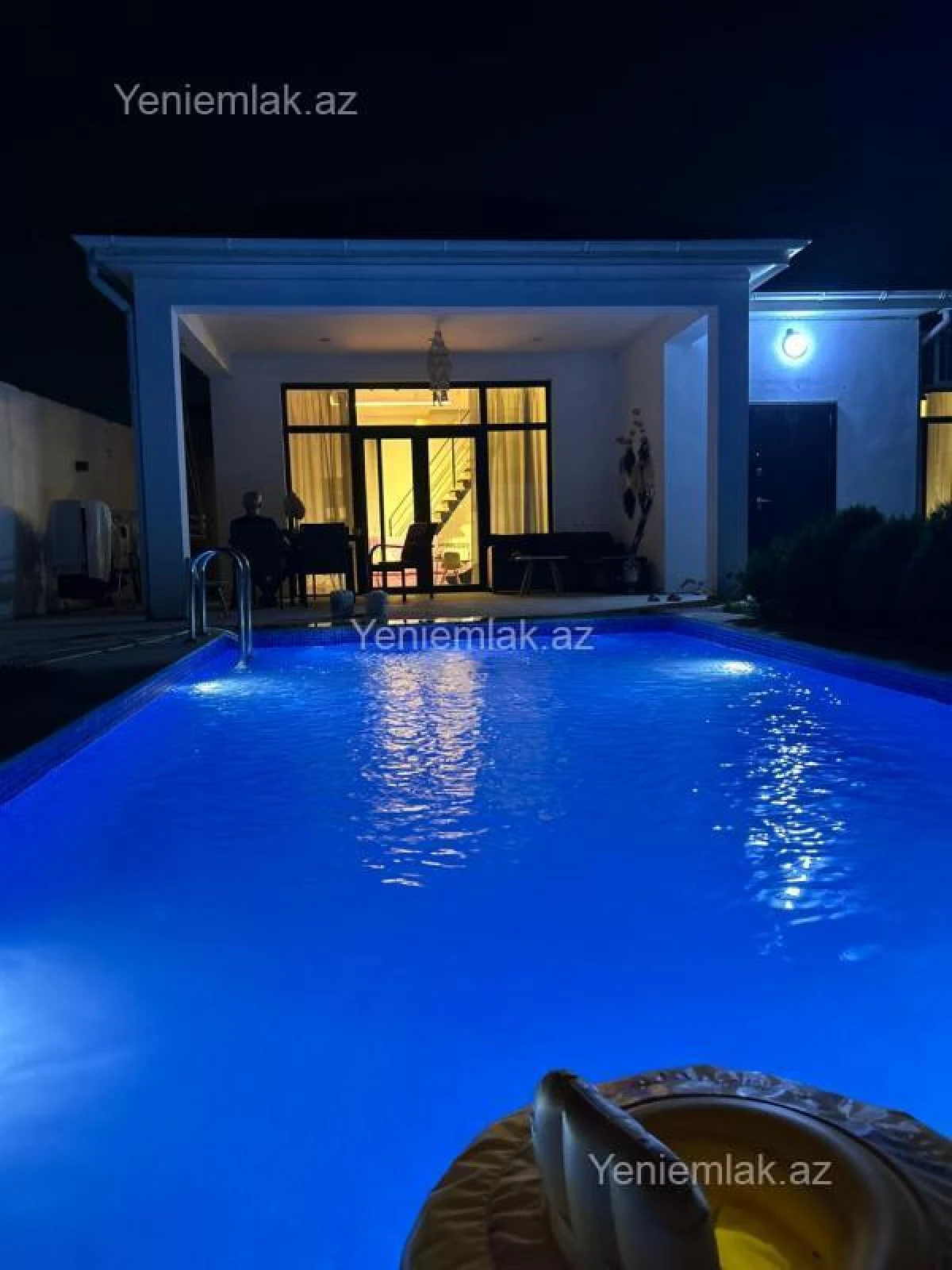 Satılır 5 otaqlı həyət evi 140 m²