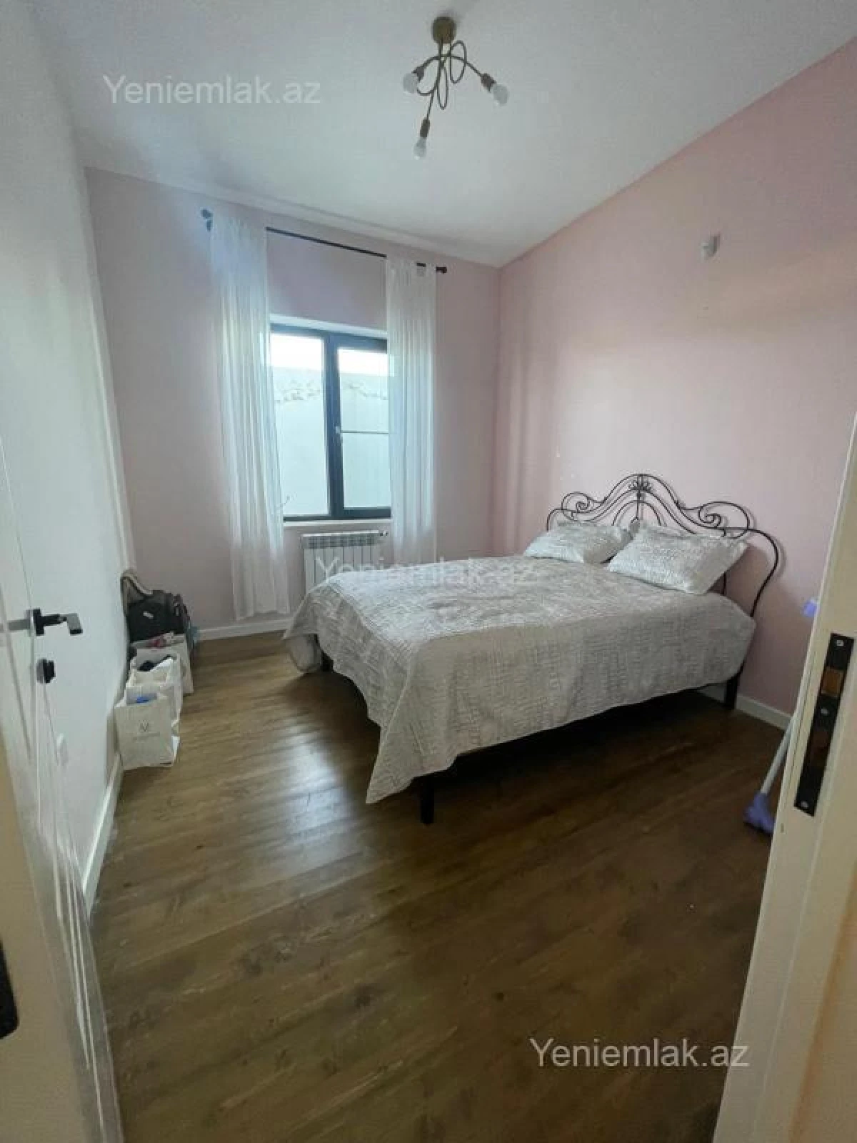 Satılır 5 otaqlı həyət evi 140 m²