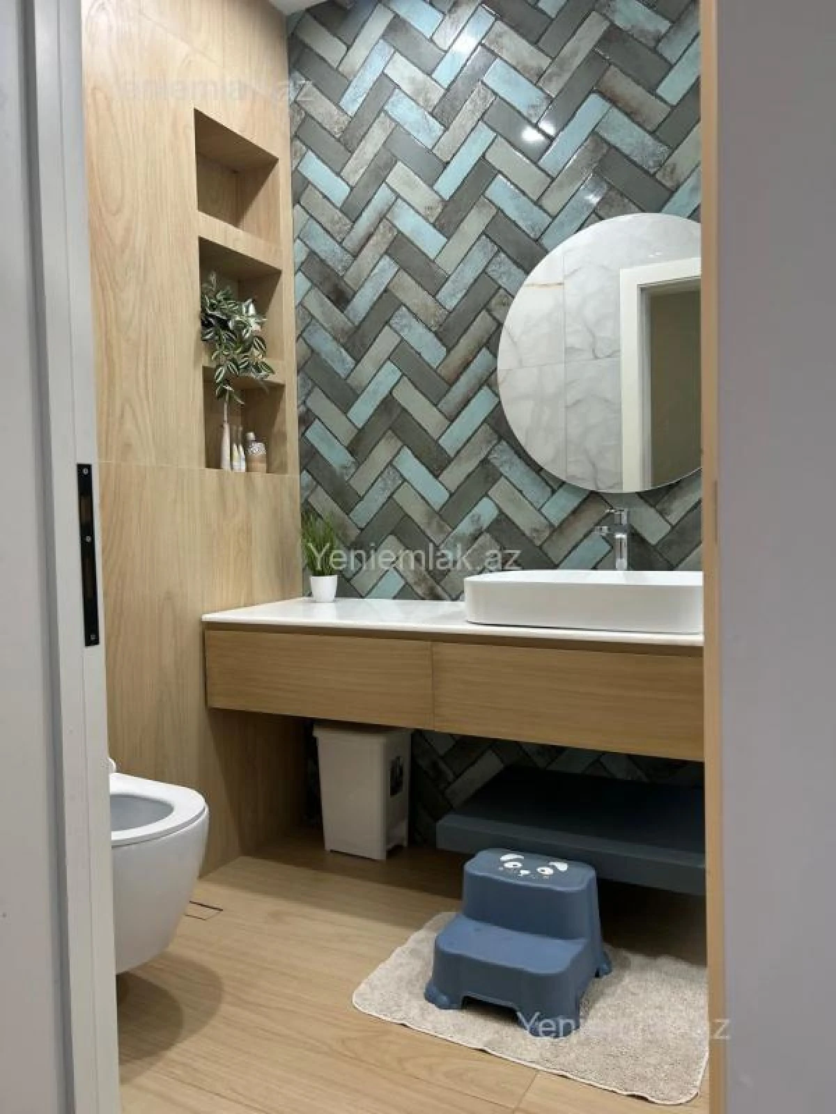 Satılır 5 otaqlı həyət evi 140 m²