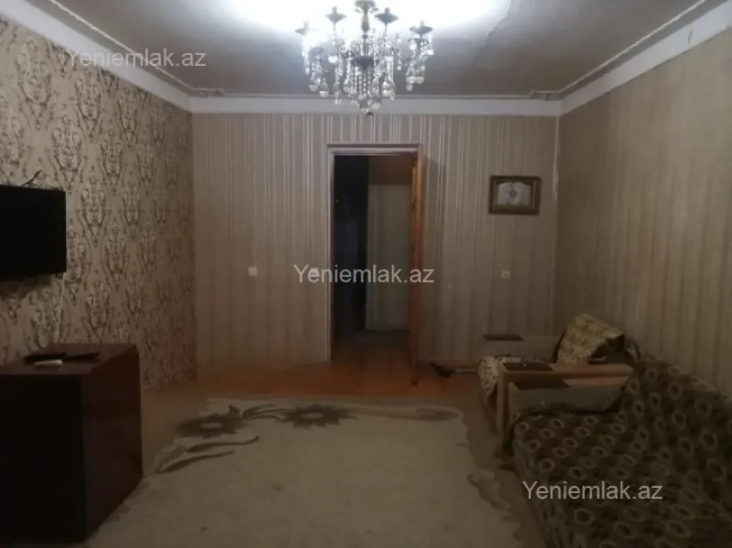 Satılır 3 otaqlı köhnə tikili 76 m²