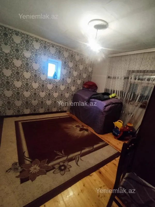 Satılır 3 otaqlı həyət evi 100 m²