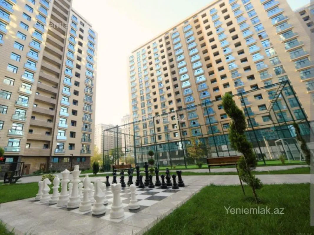 Satılır 2 otaqlı yeni tikili 82 m²