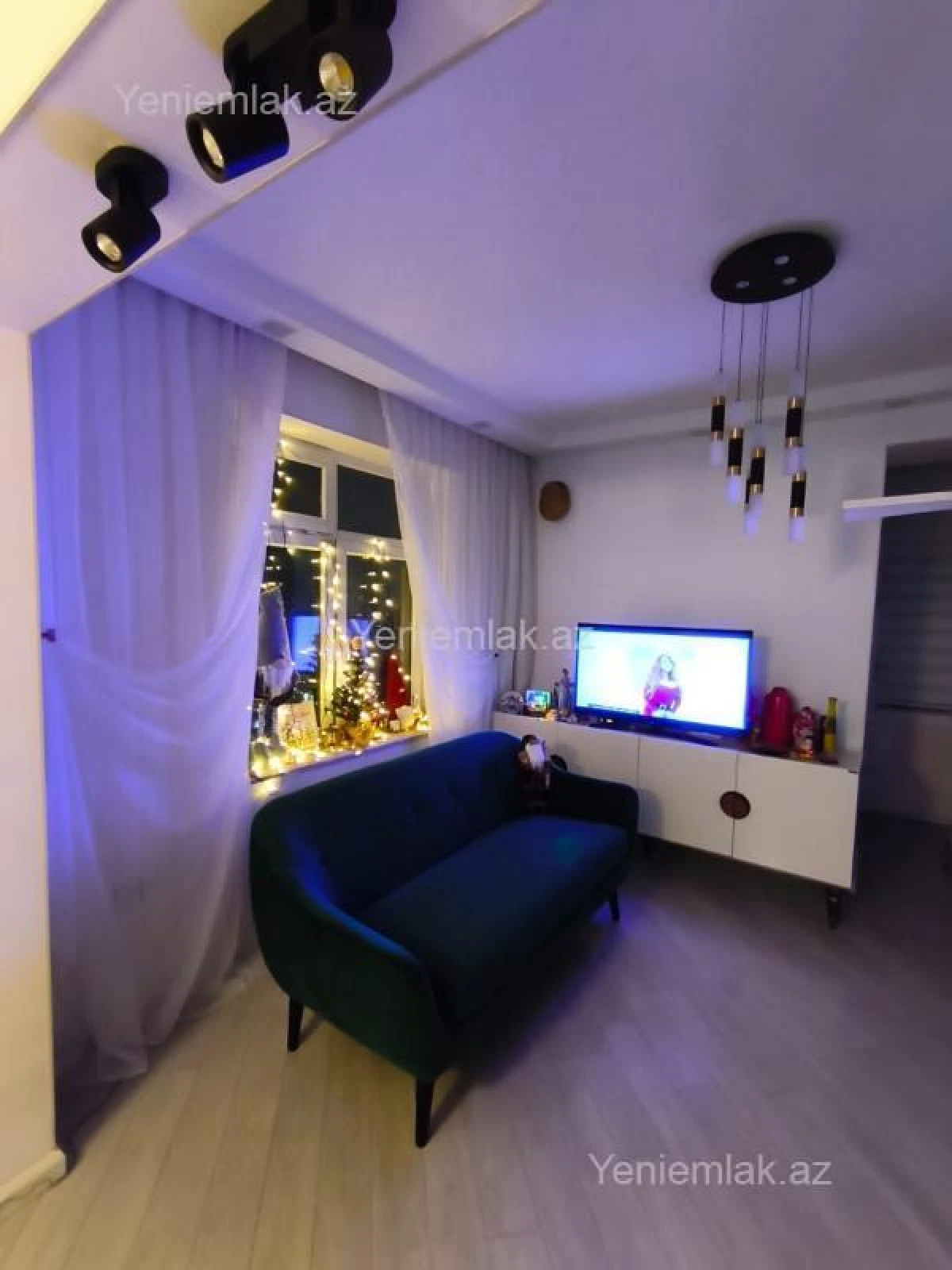 Satılır 2 otaqlı köhnə tikili 67 m²
