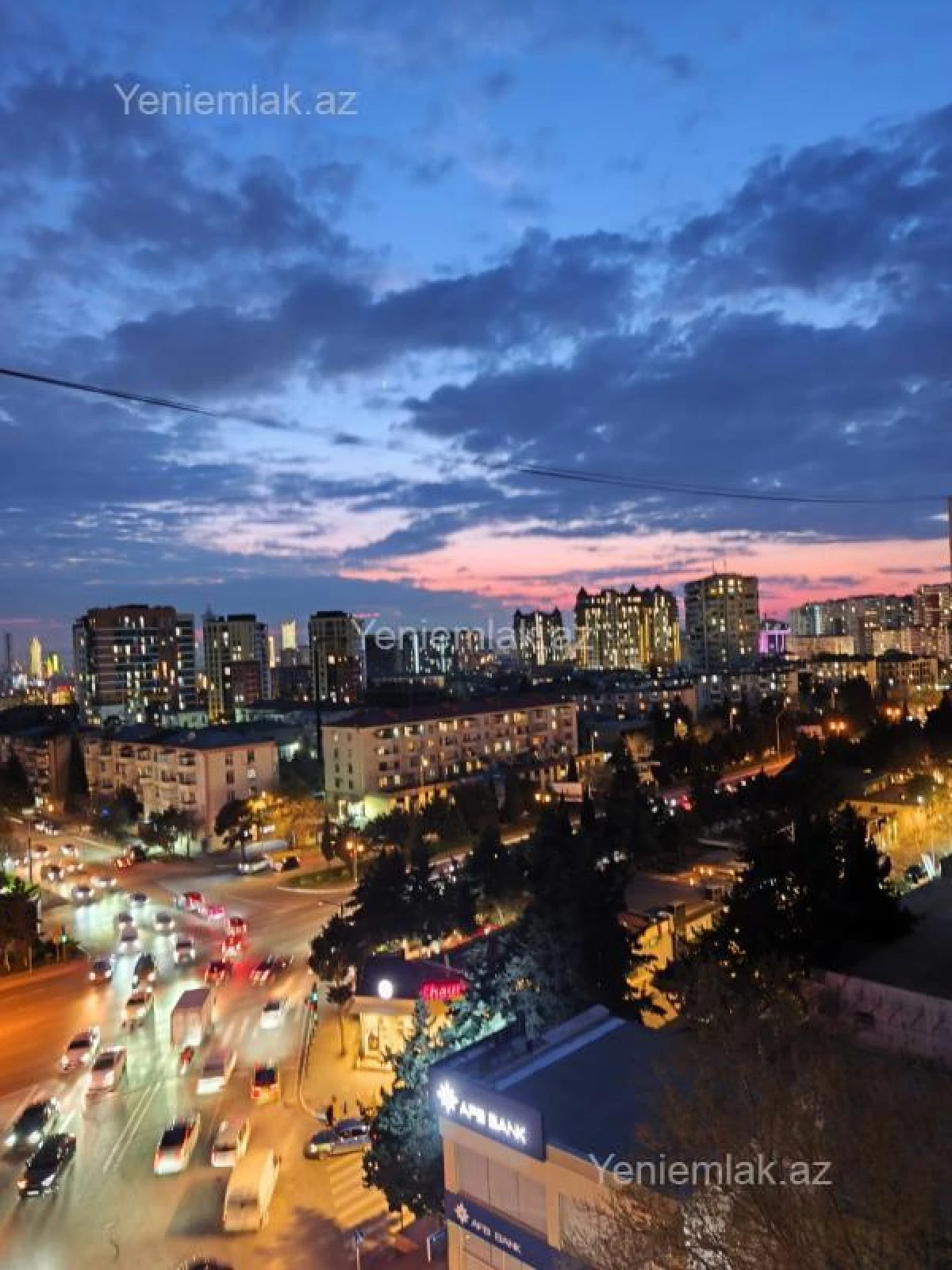 Satılır 2 otaqlı köhnə tikili 67 m²