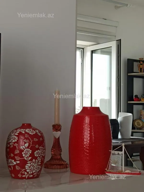 Satılır 2 otaqlı köhnə tikili 67 m²