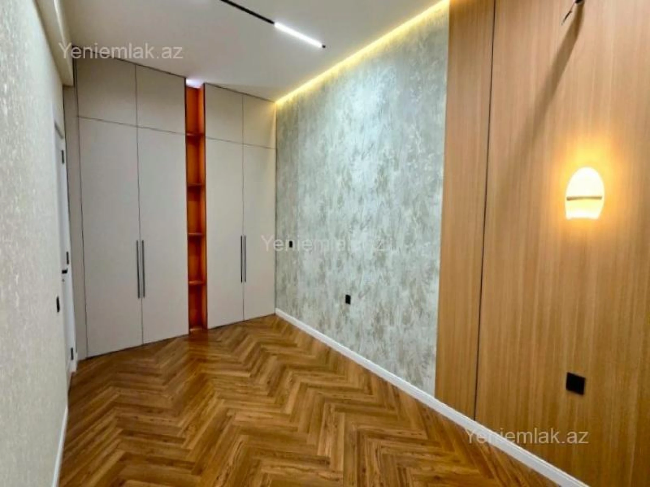 Satılır 2 otaqlı yeni tikili 81 m²