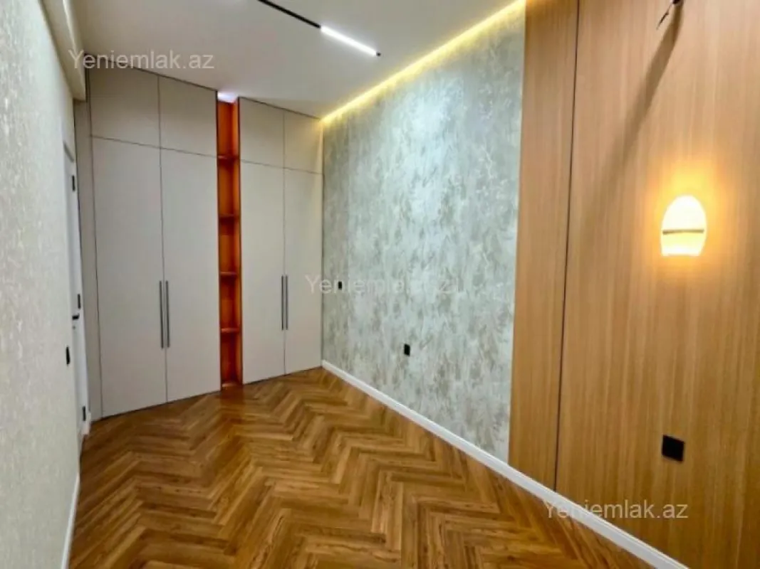 Satılır 2 otaqlı yeni tikili 81 m²