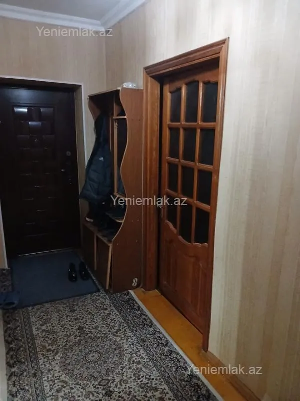 Satılır 3 otaqlı köhnə tikili 80 m²