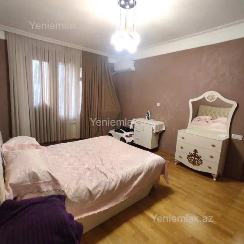 Satılır 3 otaqlı köhnə tikili 91 m²