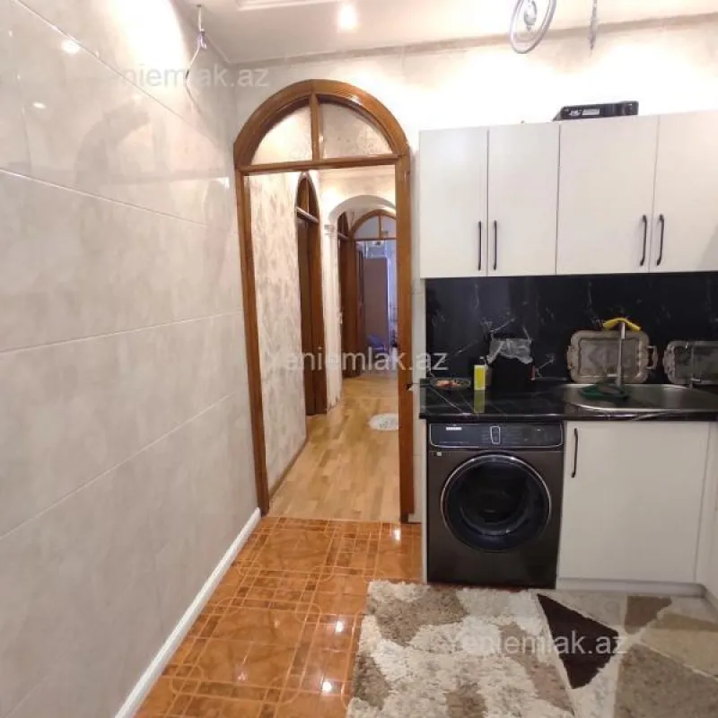 Satılır 3 otaqlı köhnə tikili 91 m²
