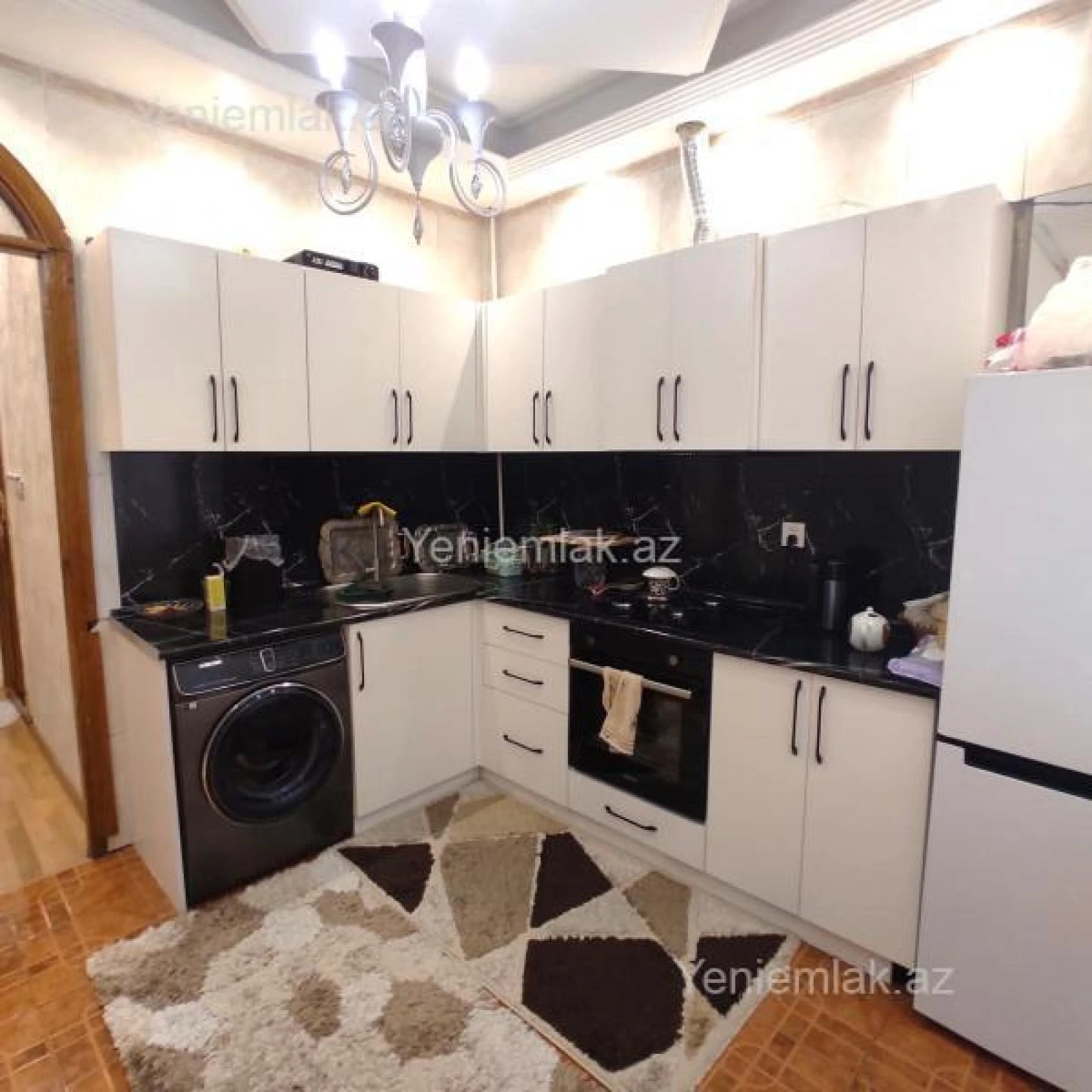 Satılır 3 otaqlı köhnə tikili 91 m²