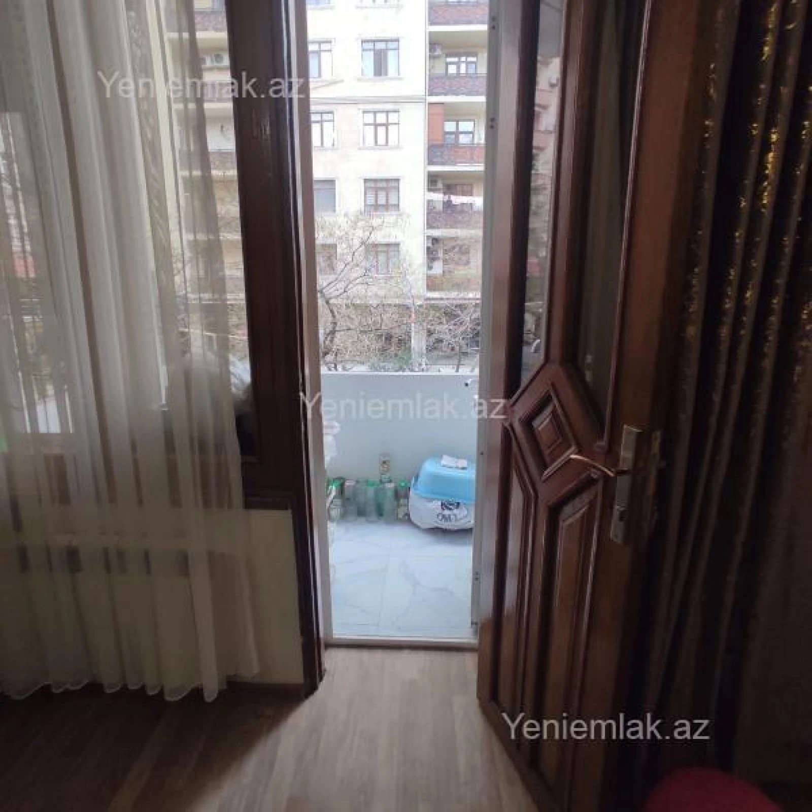 Satılır 3 otaqlı köhnə tikili 91 m²