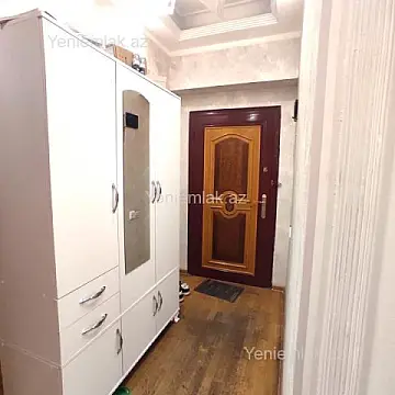 Satılır 3 otaqlı köhnə tikili 91 m²