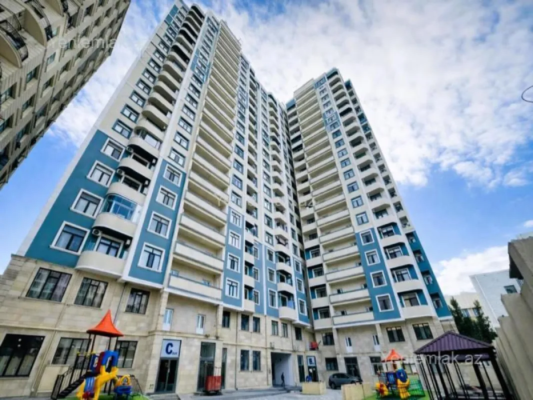 Satılır 4 otaqlı yeni tikili 170 m²