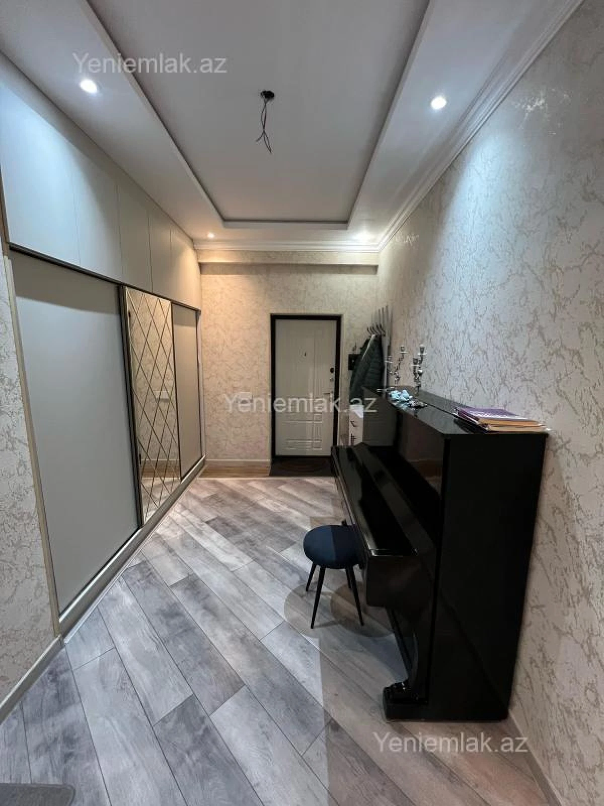 Satılır 2 otaqlı yeni tikili 90 m²