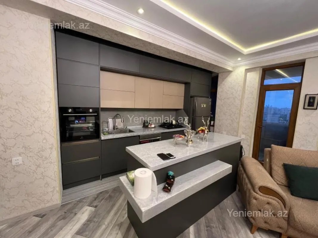 Satılır 2 otaqlı yeni tikili 90 m²