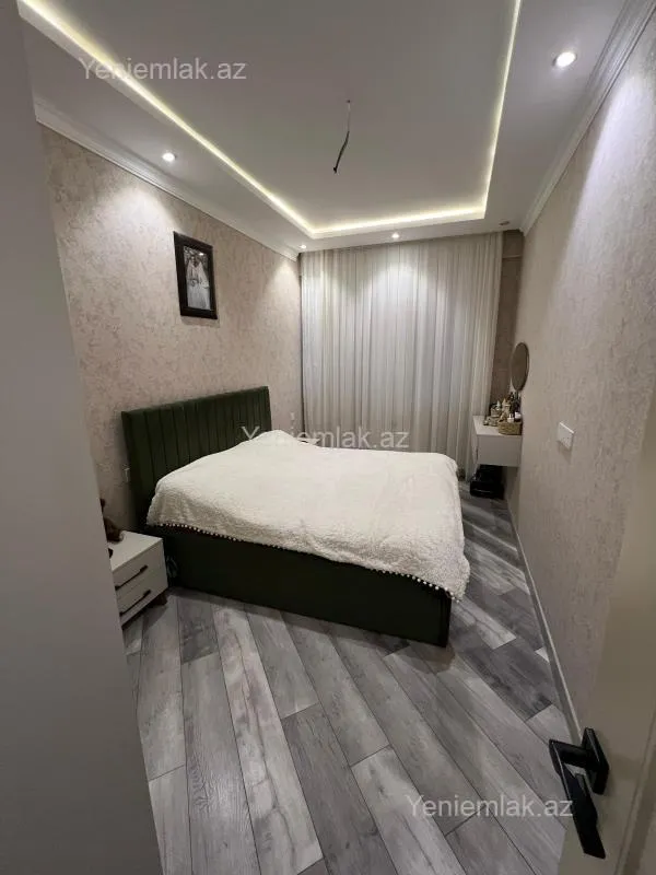 Satılır 2 otaqlı yeni tikili 90 m²