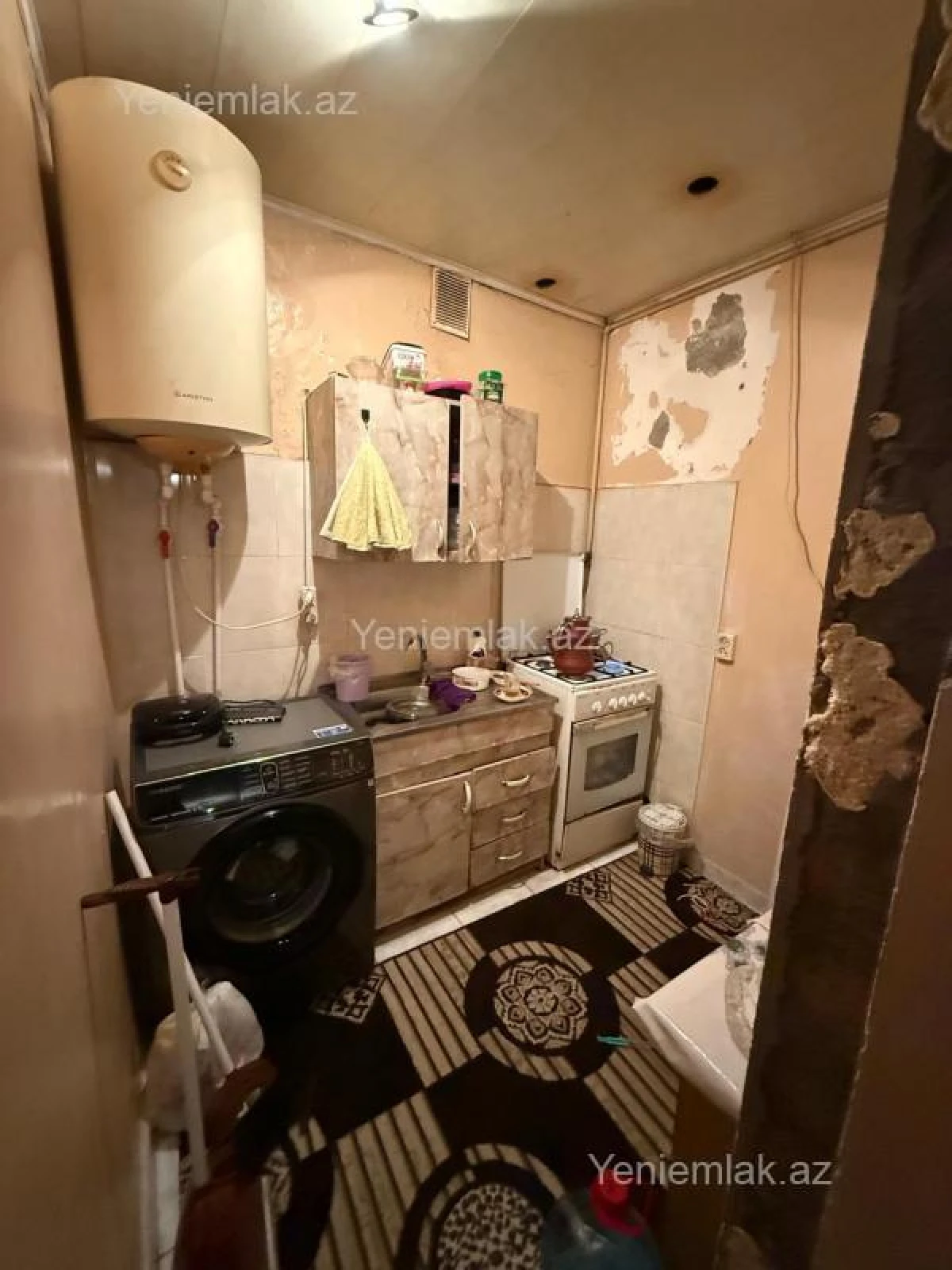 Satılır 2 otaqlı köhnə tikili 40 m²