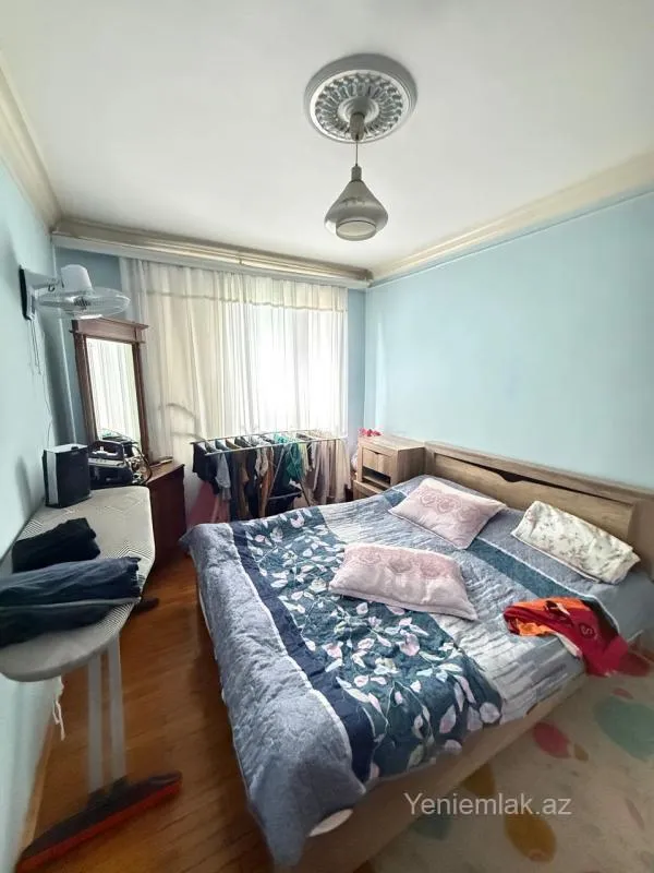 Satılır 2 otaqlı köhnə tikili 40 m²