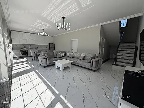 Satılır 5 otaqlı həyət evi 180 m²