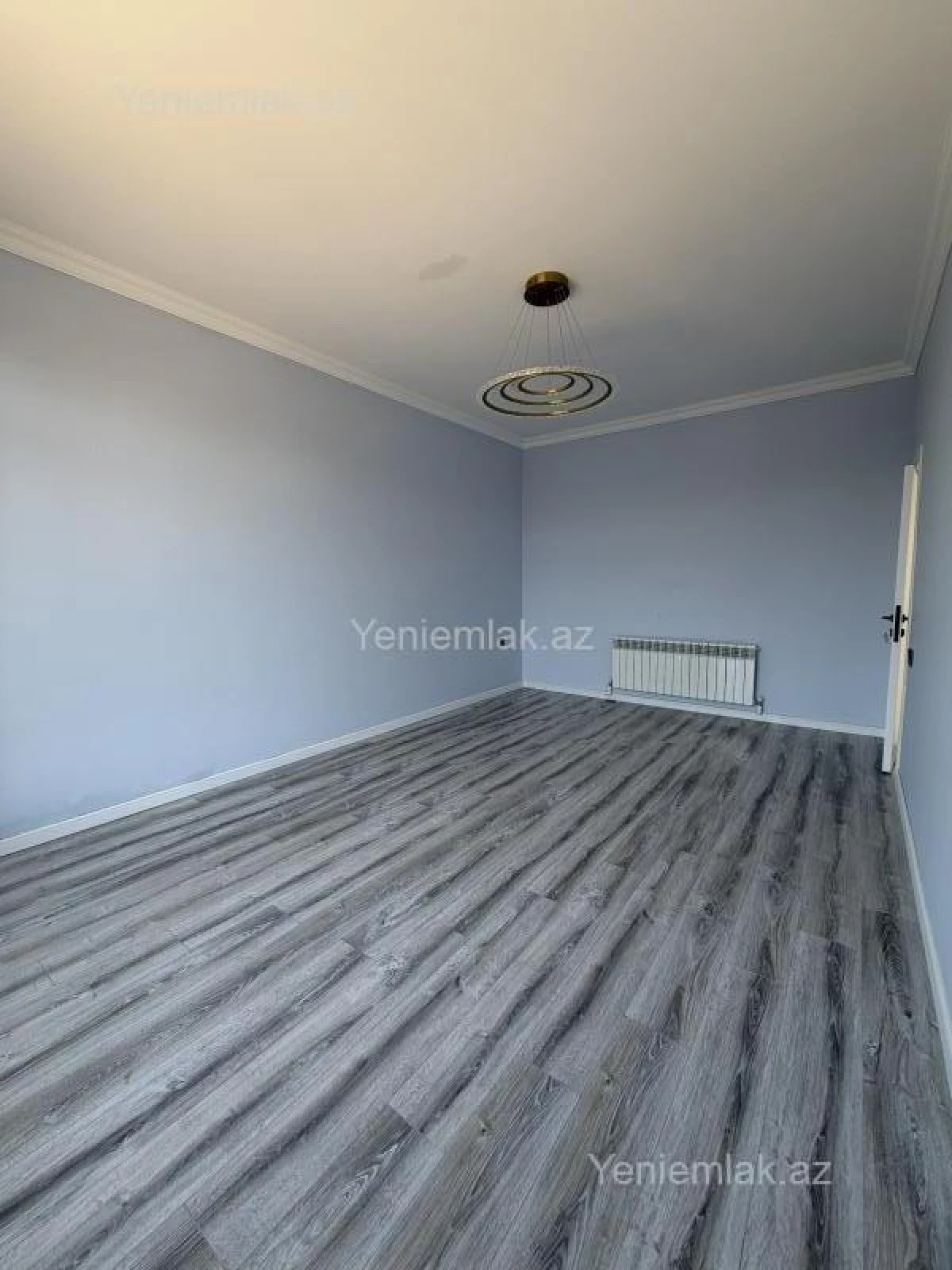 Satılır 5 otaqlı həyət evi 180 m²