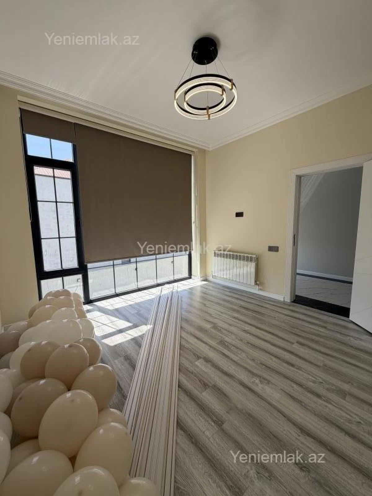 Satılır 5 otaqlı həyət evi 180 m²