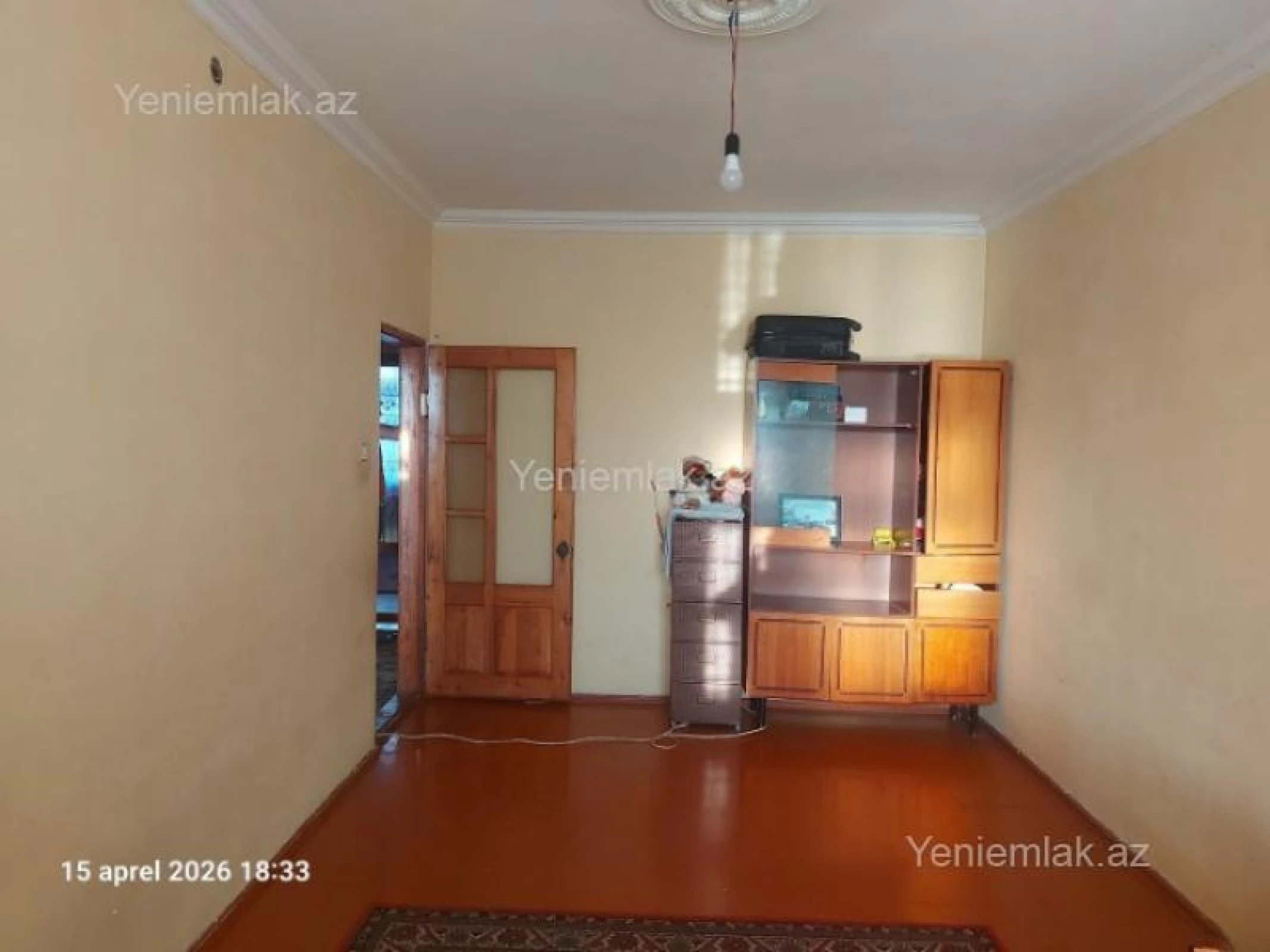 Satılır 2 otaqlı köhnə tikili 60 m²