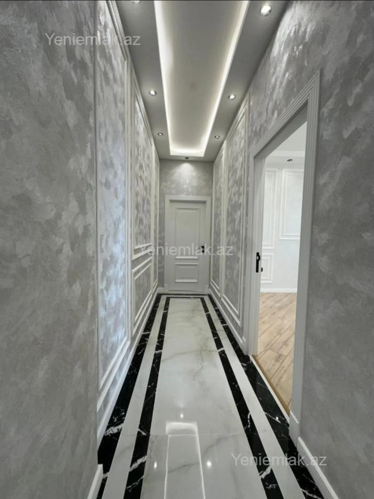 Satılır 3 otaqlı yeni tikili 135 m²