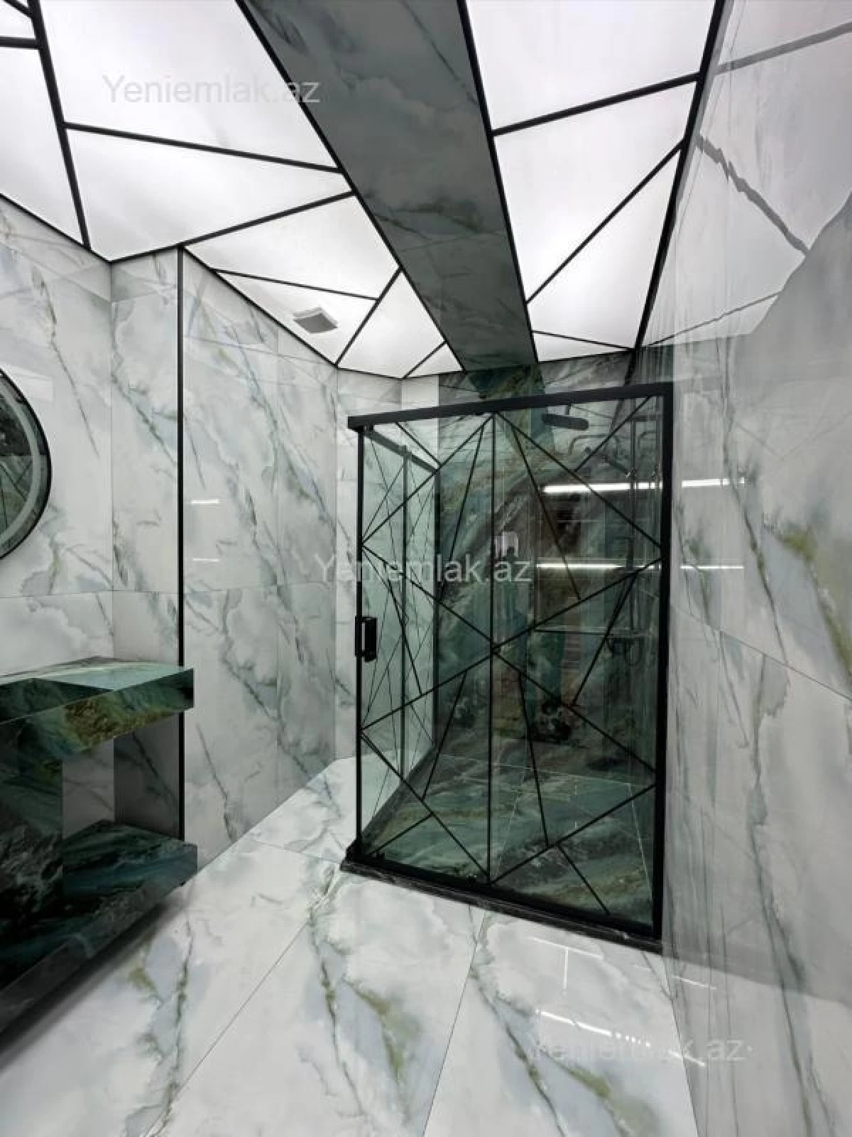 Satılır 3 otaqlı yeni tikili 135 m²