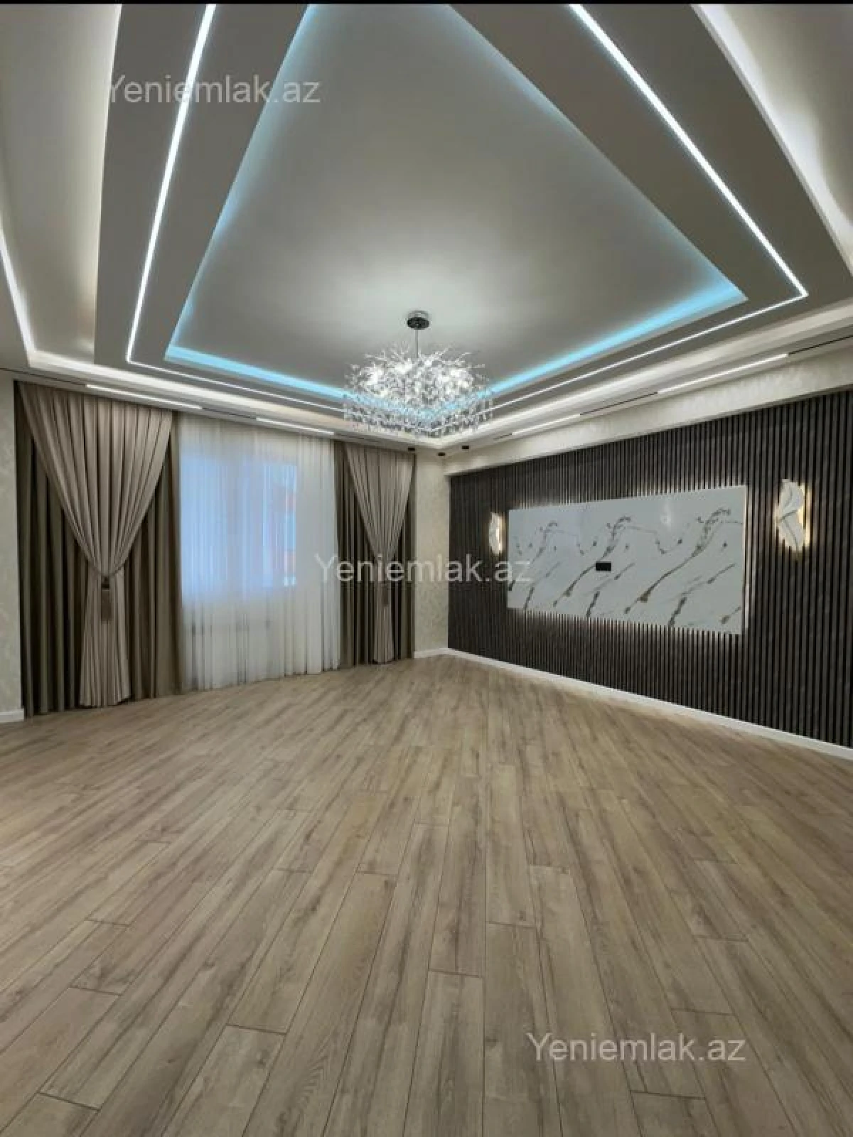 Satılır 3 otaqlı yeni tikili 135 m²