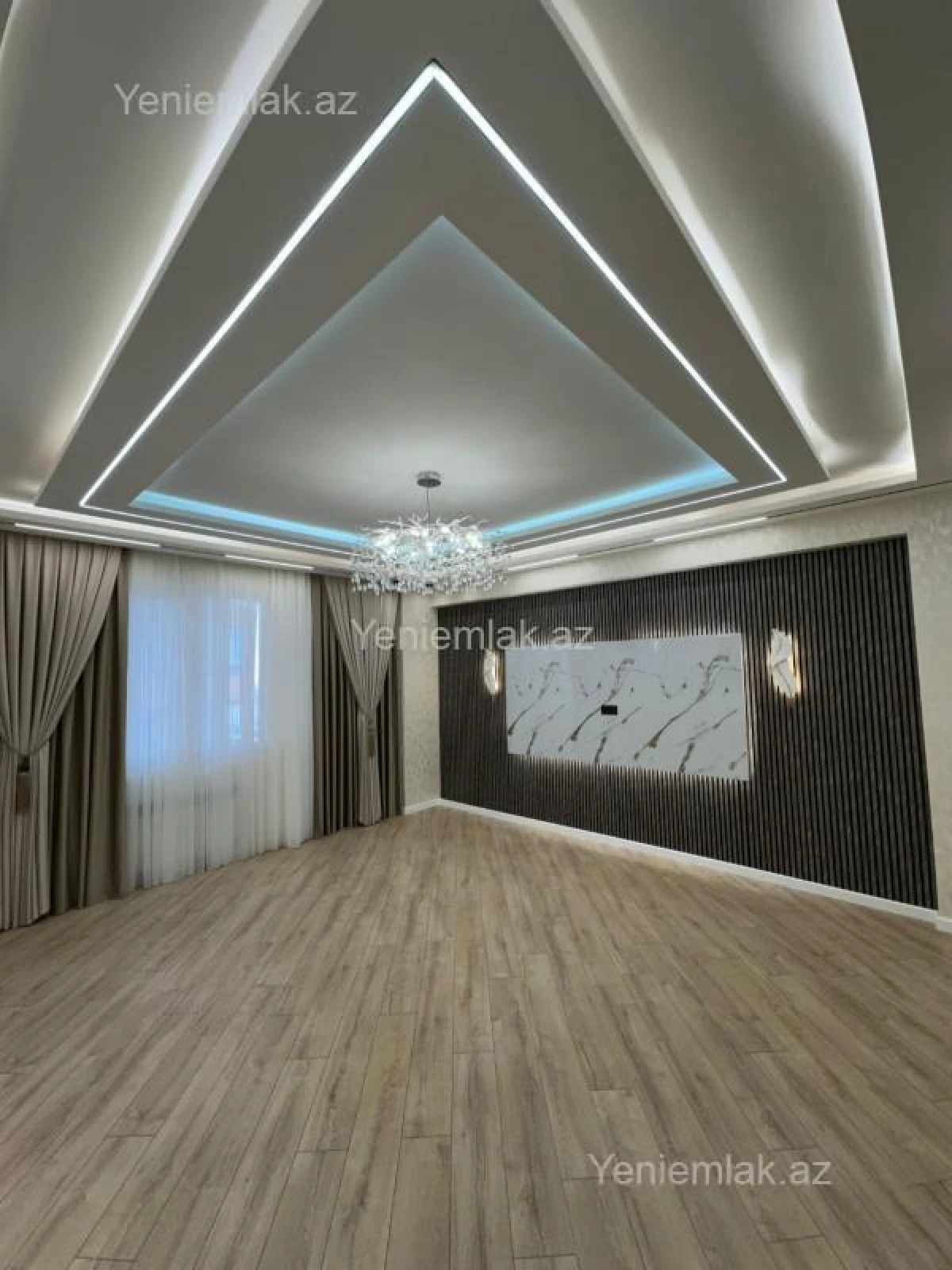 Satılır 3 otaqlı yeni tikili 135 m²