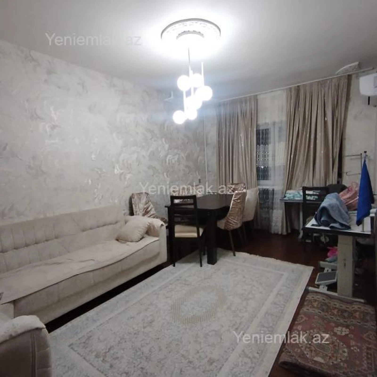 Satılır 4 otaqlı köhnə tikili 110 m²