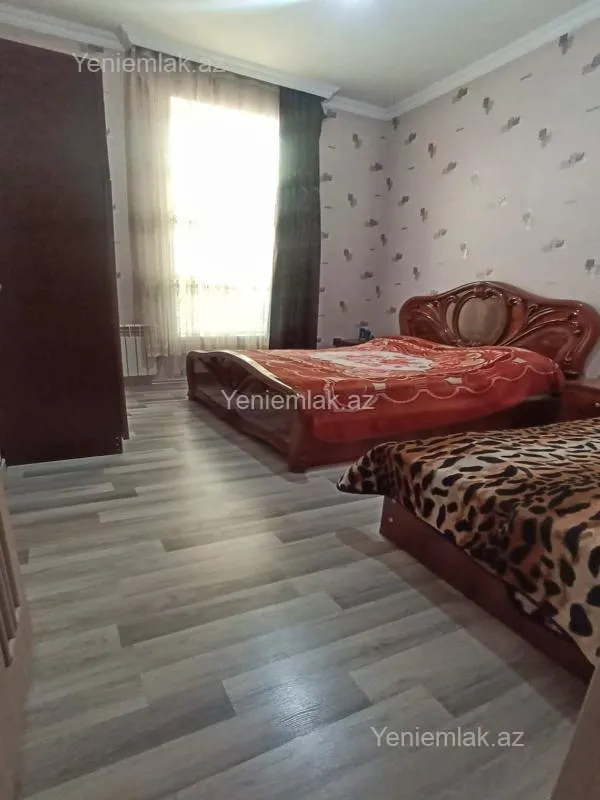 Satılır 5 otaqlı həyət evi 147 m²