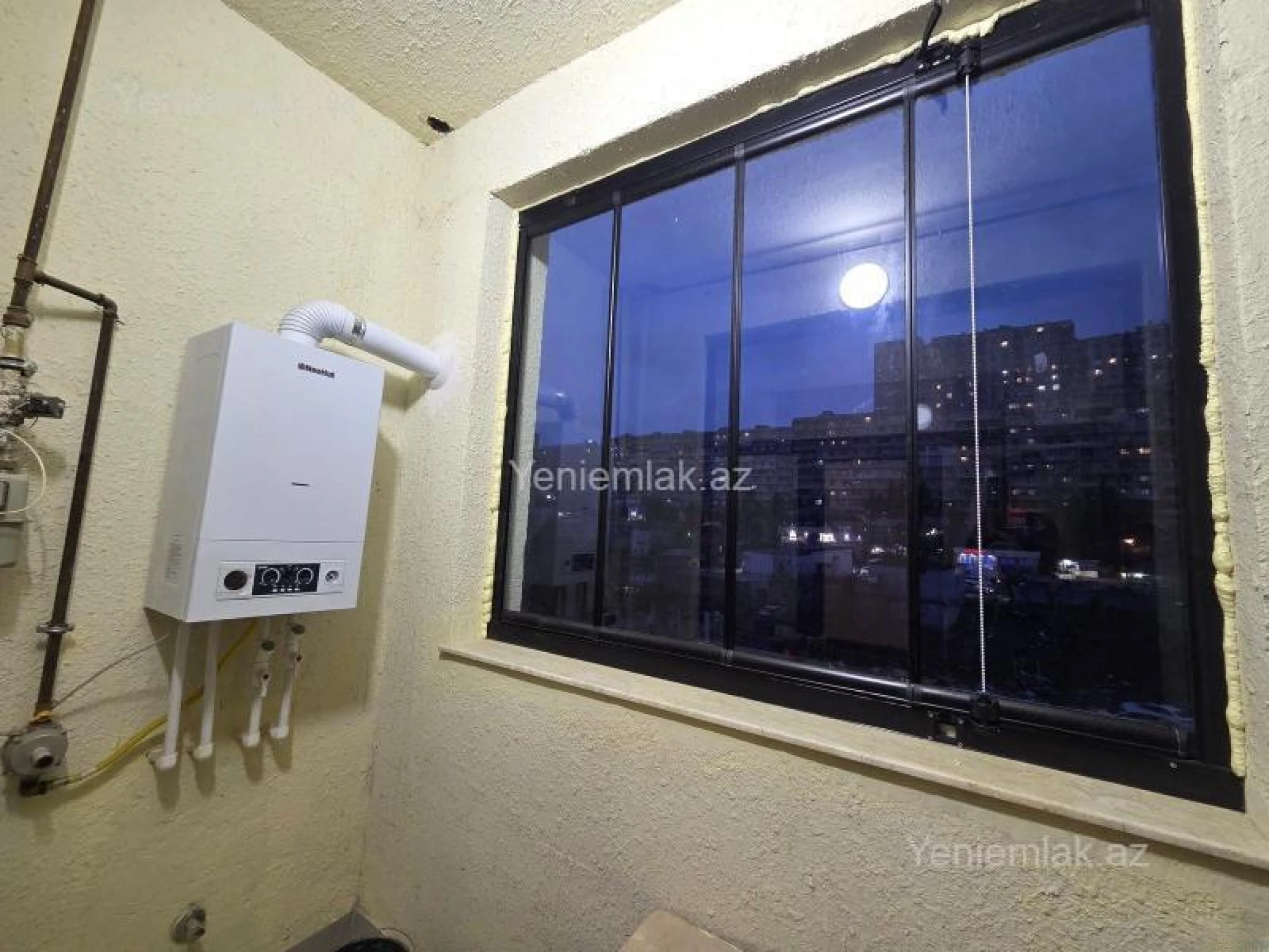 Satılır 3 otaqlı yeni tikili 85 m²