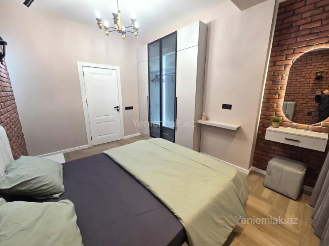 Satılır 3 otaqlı yeni tikili 85 m²