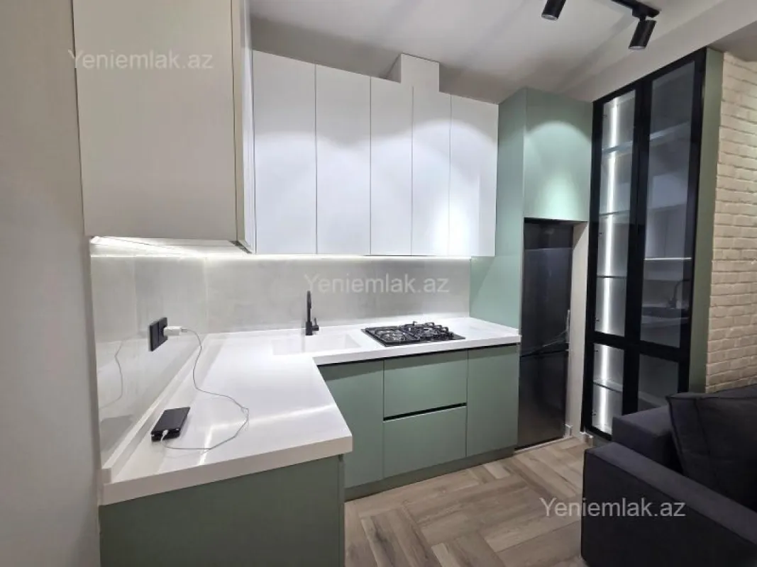 Satılır 3 otaqlı yeni tikili 85 m²